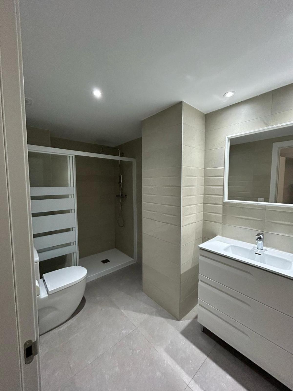 Apartamentos Corteingles Castellon By Tucasanlaplaya Castellón de la Plana Buitenkant foto
